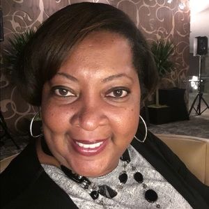 Meet your Posher, Shan